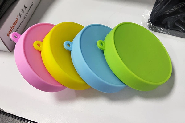 Silicone Cookware Gains Popularity in Home Kitchens