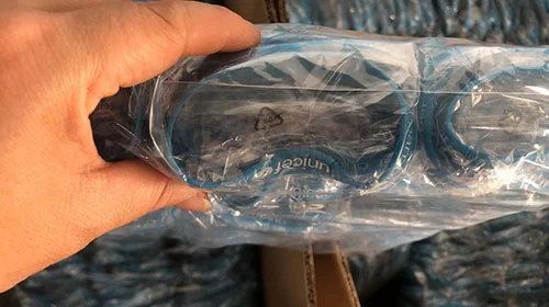 Silicone wristbands as promotional giveaways at trade show and event settings