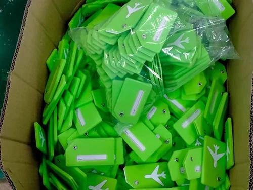 Custom silicone luggage tags