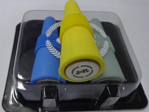 Silicone bottle stopper